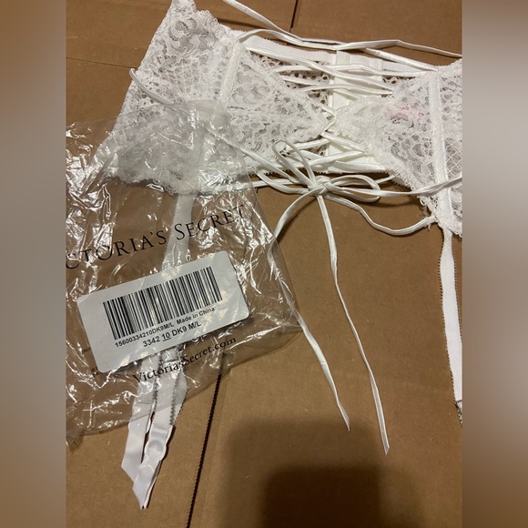 M/L white Victoria Secret Corset - Picture 3 of 4